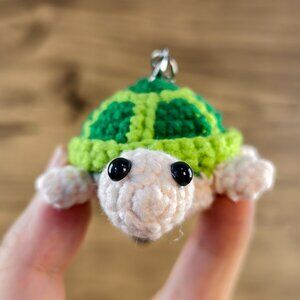 Handmade Amigurumi Crochet Green Turtle Keychain Bag Charm